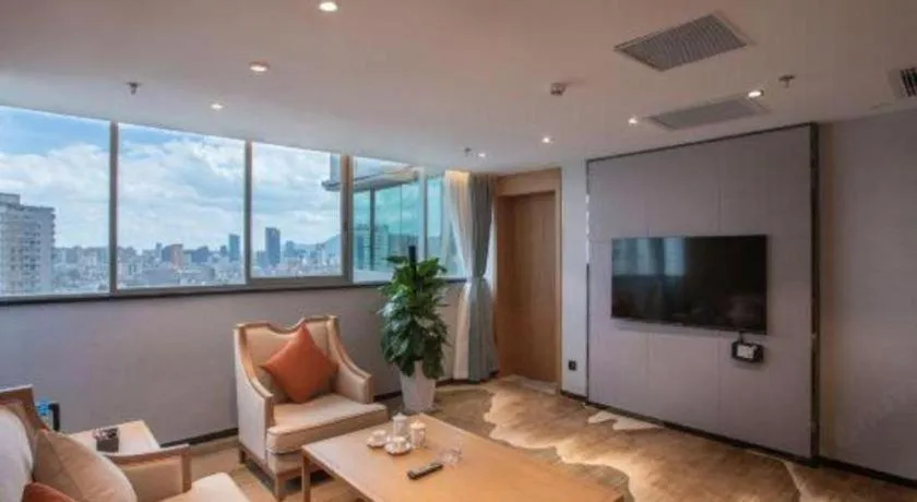 Kunming Greenlake View Hotel