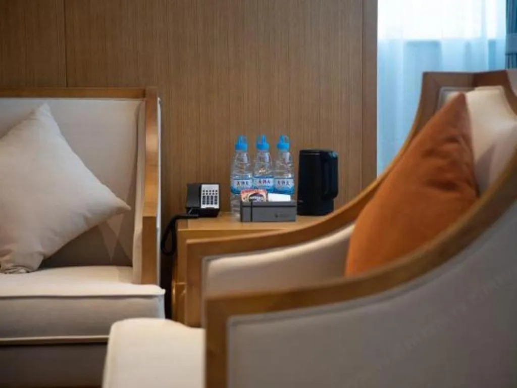 Kunming Greenlake View Hotel