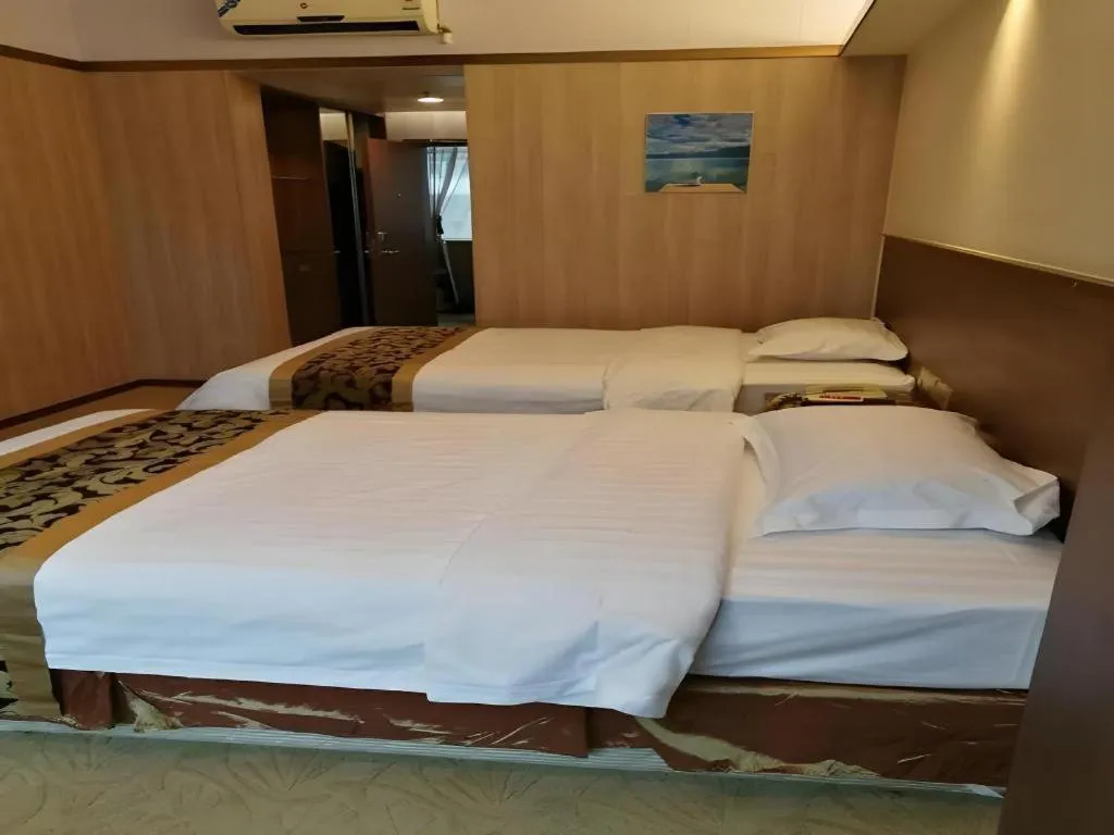 Bed in My Pleasant Hotel