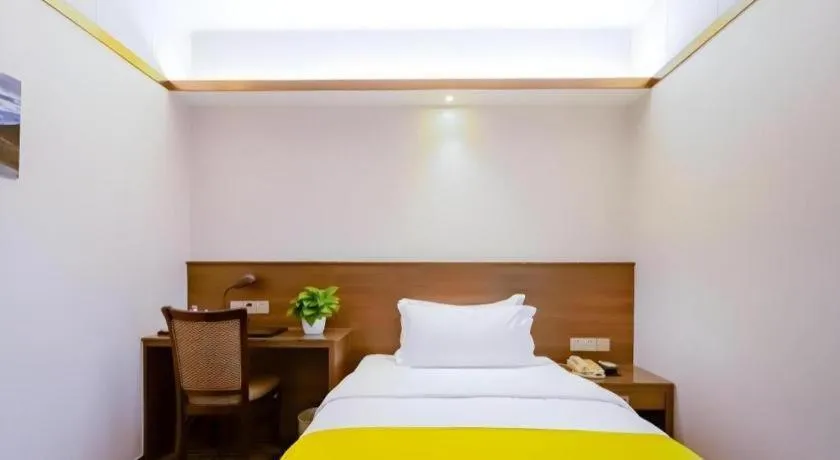 Bed in My Pleasant Hotel