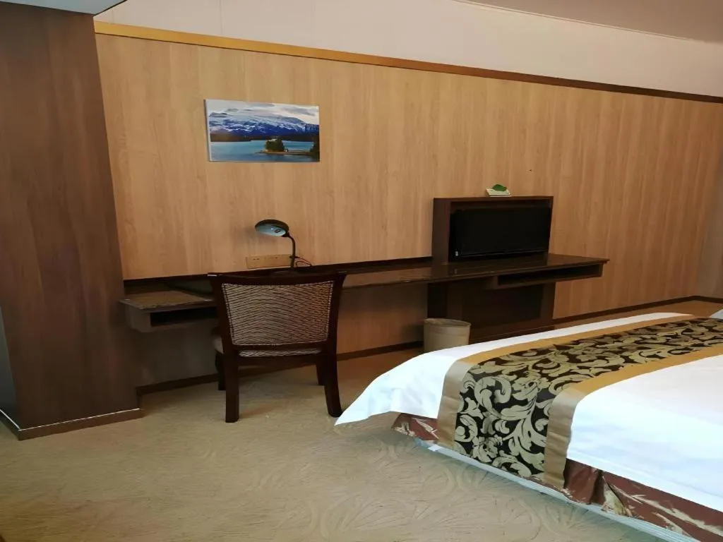 Bed in My Pleasant Hotel