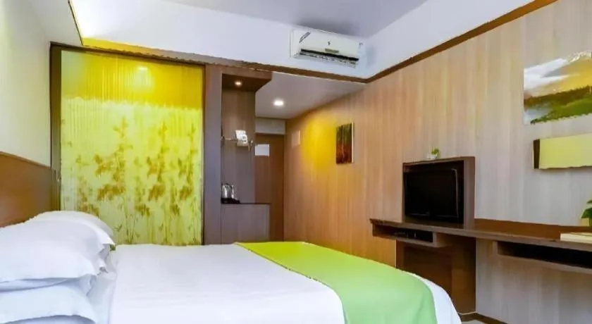 Bed in My Pleasant Hotel