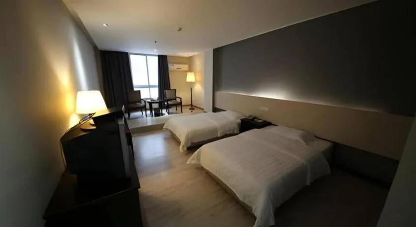 Bed in My Pleasant Hotel