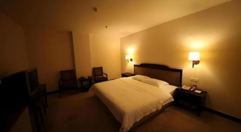 Bed in My Pleasant Hotel