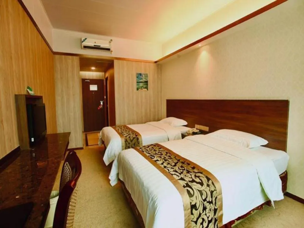 Bed in My Pleasant Hotel