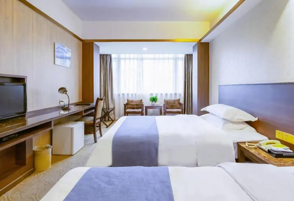 Bed in My Pleasant Hotel Bed in My Pleasant Hotel