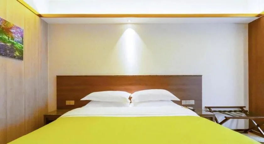 Bed in My Pleasant Hotel