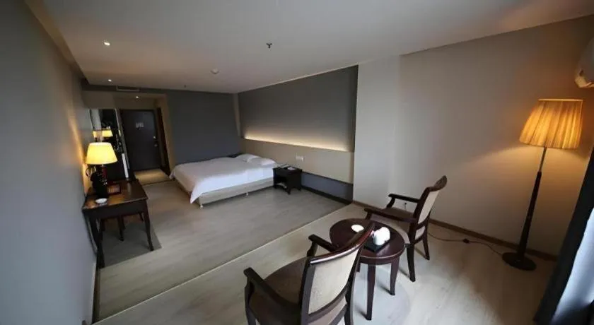 Bed in My Pleasant Hotel