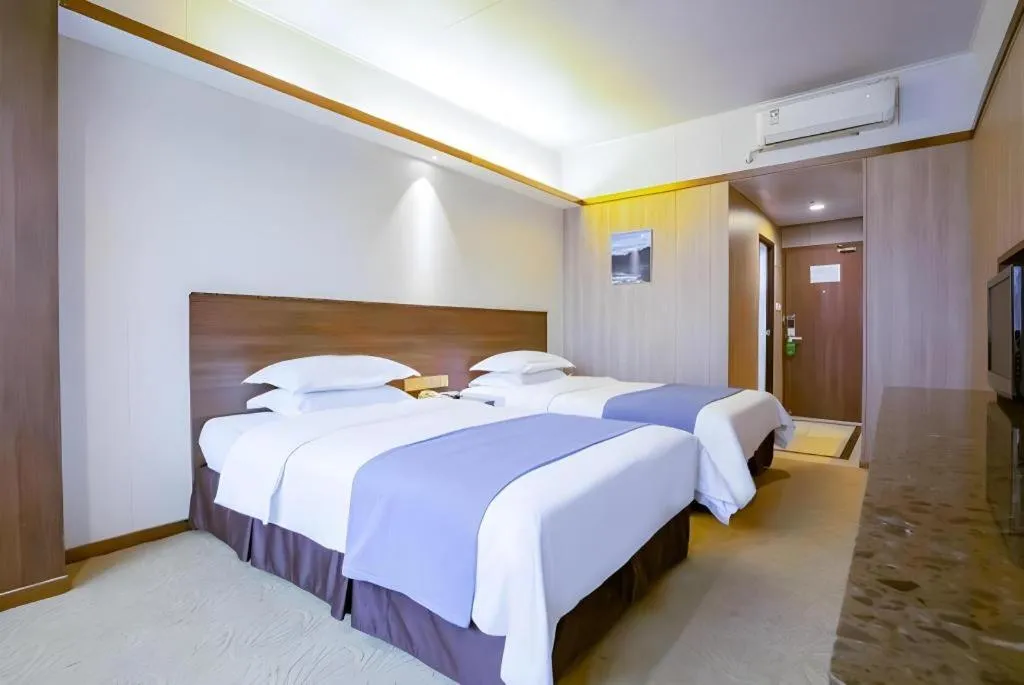 Bed in My Pleasant Hotel