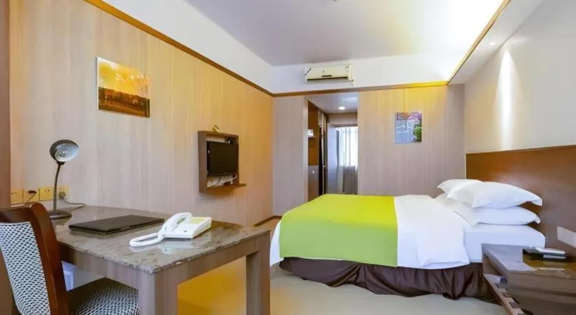 Bed in My Pleasant Hotel