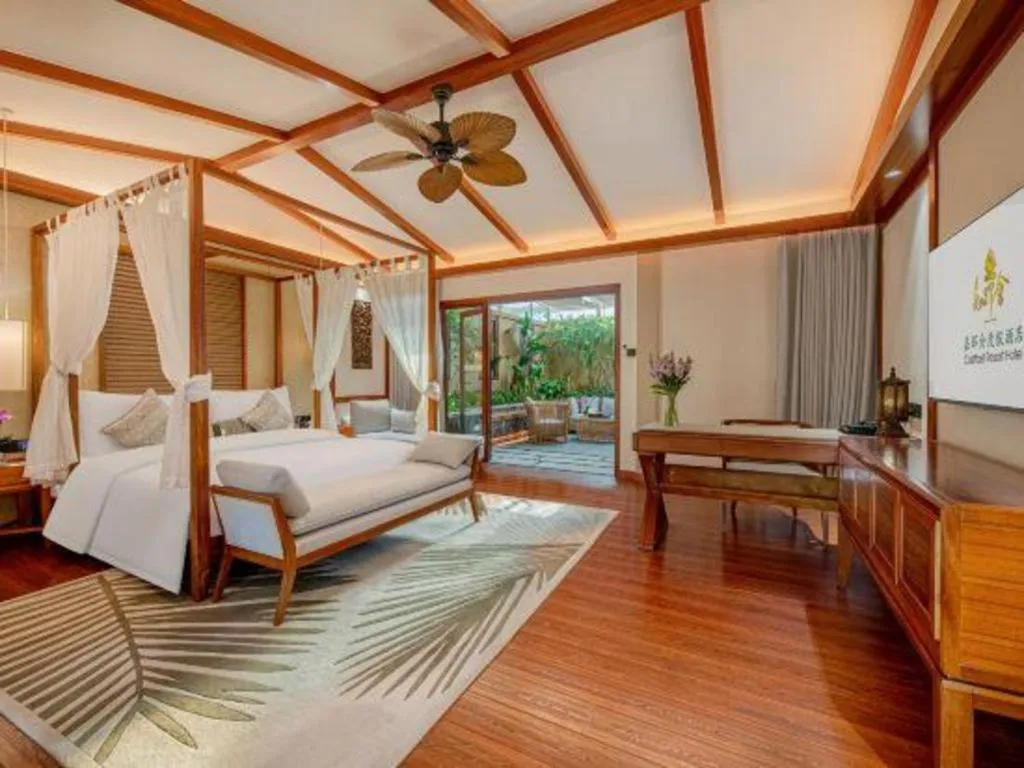 Bed in Dongguan Castfast Hotel