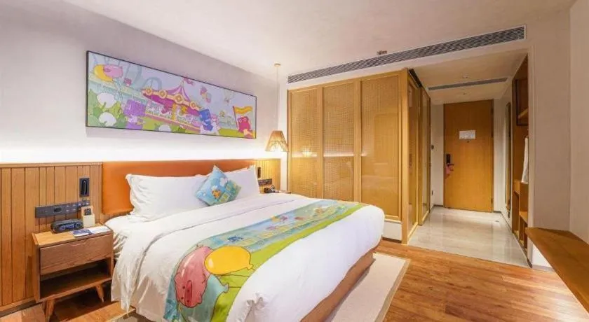 Bed in Dongguan Castfast Hotel