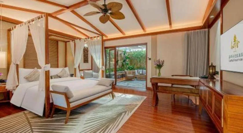 Bed in Dongguan Castfast Hotel