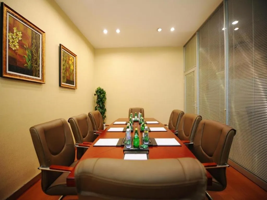 Qingdao Chengyang Detai Hotel