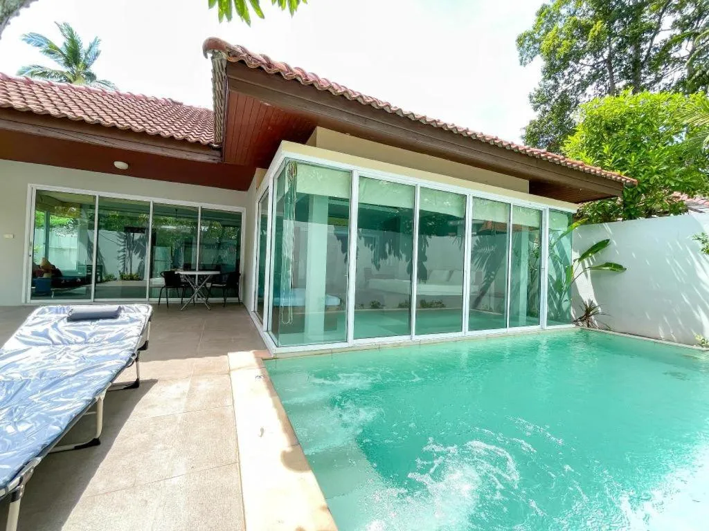 The Living Pool Villas