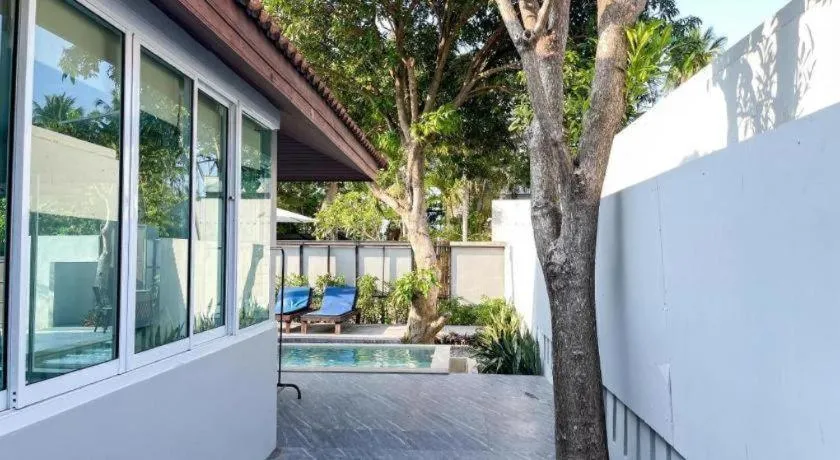 The Living Pool Villas