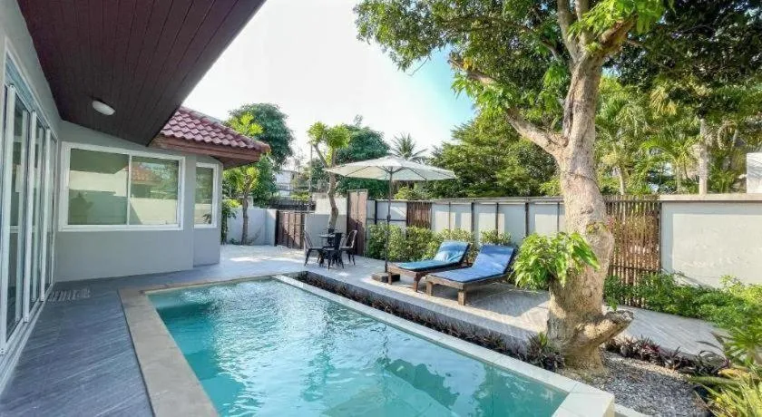 The Living Pool Villas