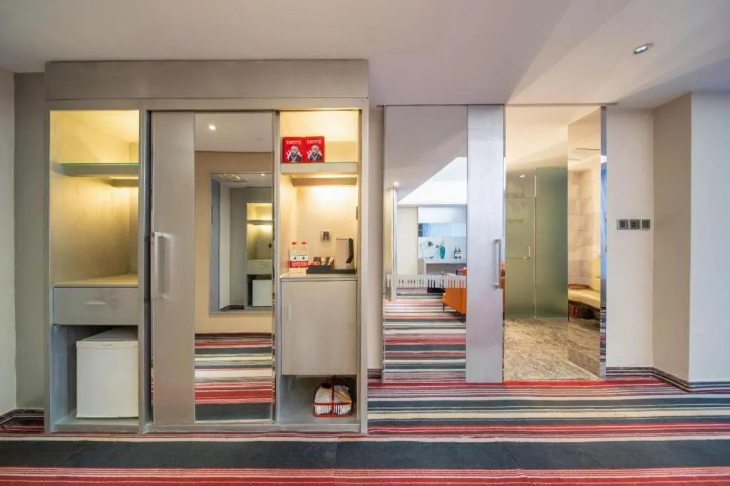 Bed in Urumqi Bayinhe Hotel