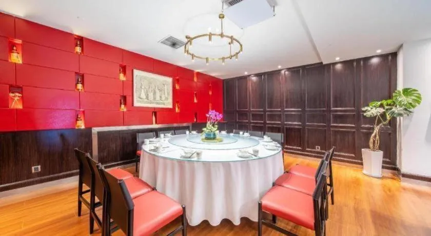 Urumqi Bayinhe Hotel