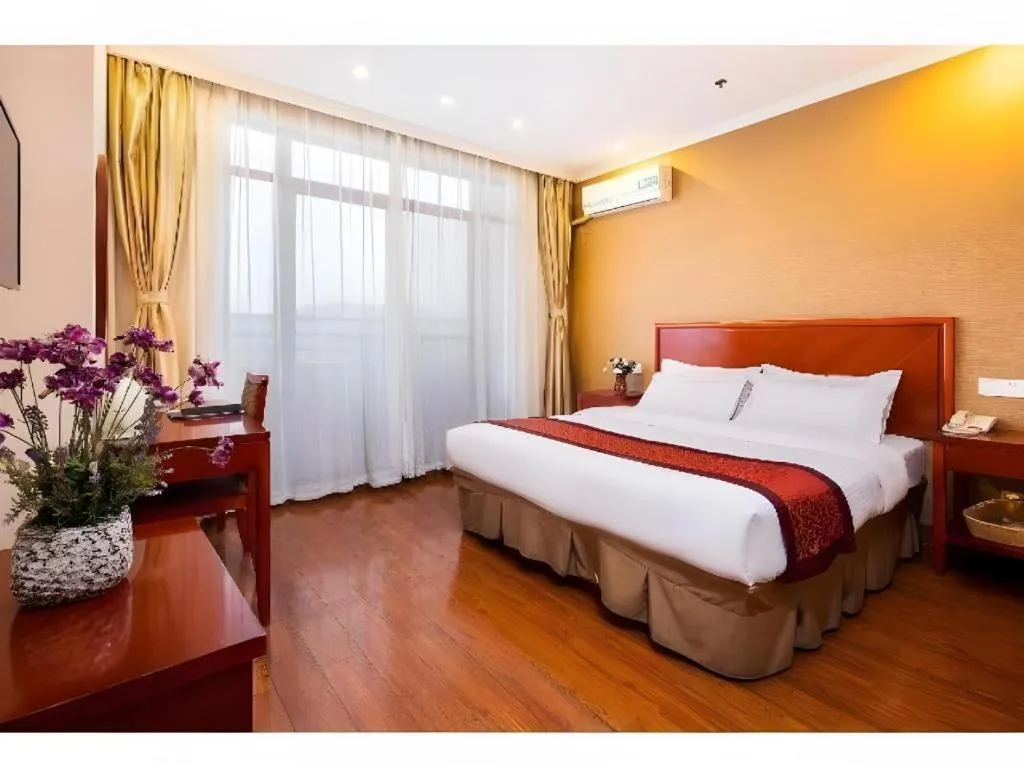 Bed in GreenTree Inn Jiangsu Wuxi Meiyuan Kaiyuan Temple Subway Master Station Express Hotel