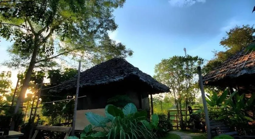 Khun Nai Tern Sai Hotel