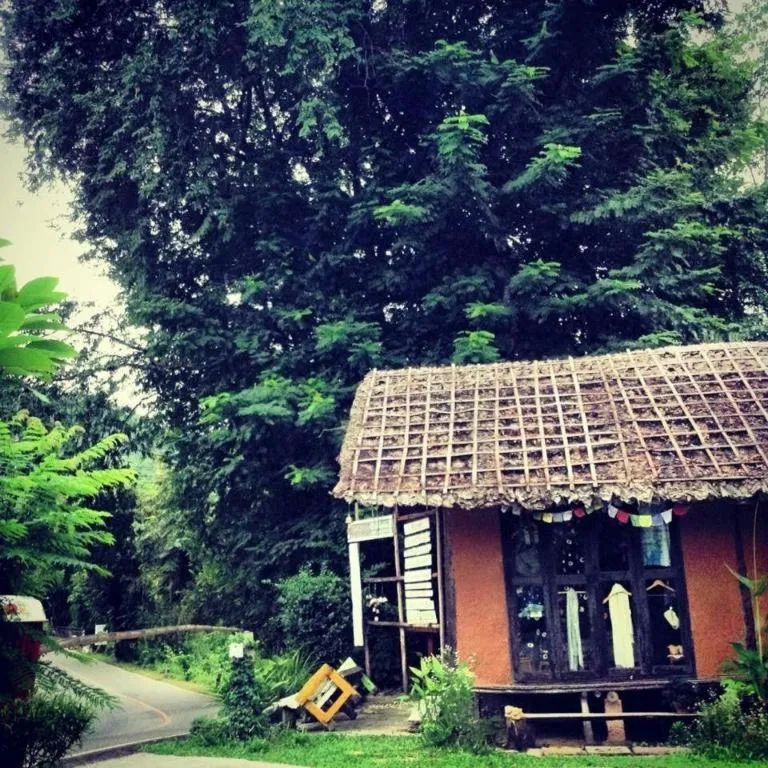 Khun Nai Tern Sai Hotel