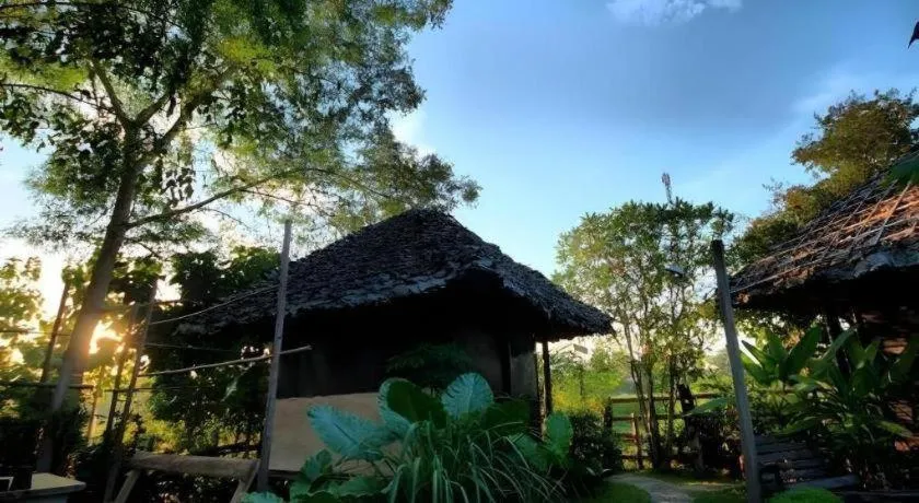 Khun Nai Tern Sai Hotel