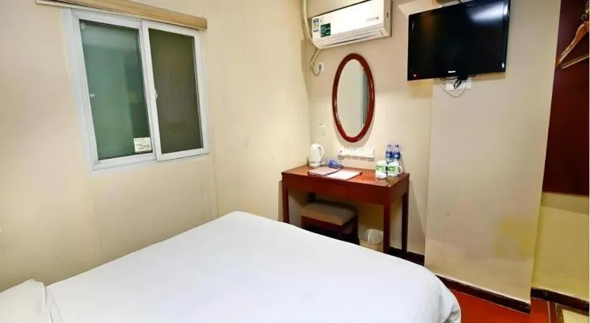 Bed in GreenTree Inn Xi'an Bell and Drum Tower Food Street Ancient City Wall Ximen Express Hotel