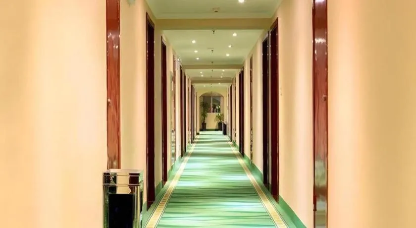 GreenTree Inn Xi'an Bell and Drum Tower Food Street Ancient City Wall Ximen Express Hotel