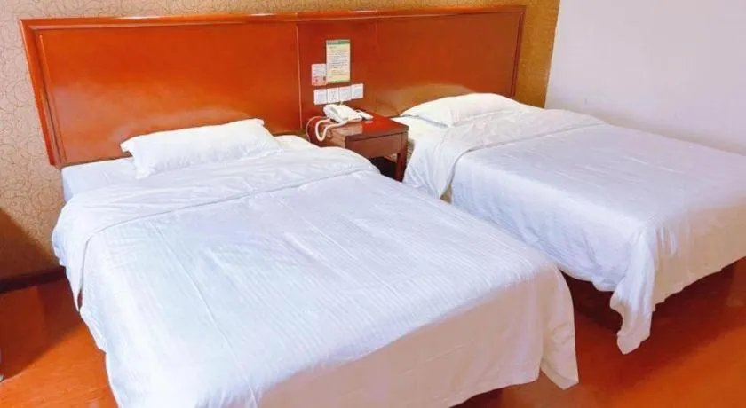 Bed in GreenTree Inn Xi'an Bell and Drum Tower Food Street Ancient City Wall Ximen Express Hotel