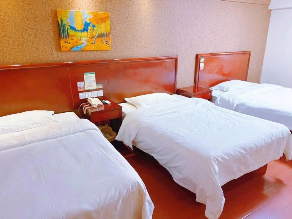 Bed in GreenTree Inn Xi'an Bell and Drum Tower Food Street Ancient City Wall Ximen Express Hotel