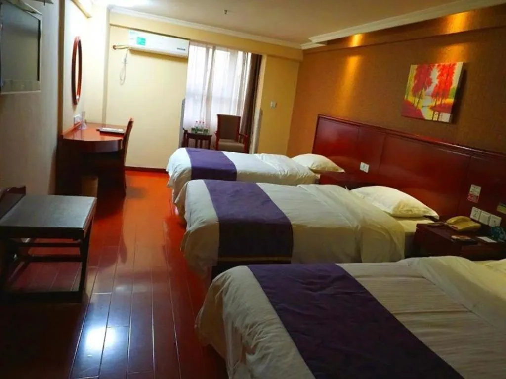 Bed in GreenTree Inn Xi'an Bell and Drum Tower Food Street Ancient City Wall Ximen Express Hotel