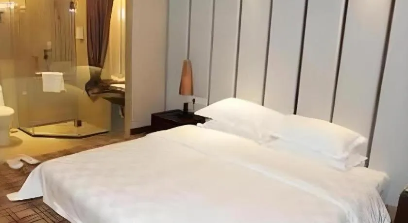Bed in Fortune Hotel Longyan