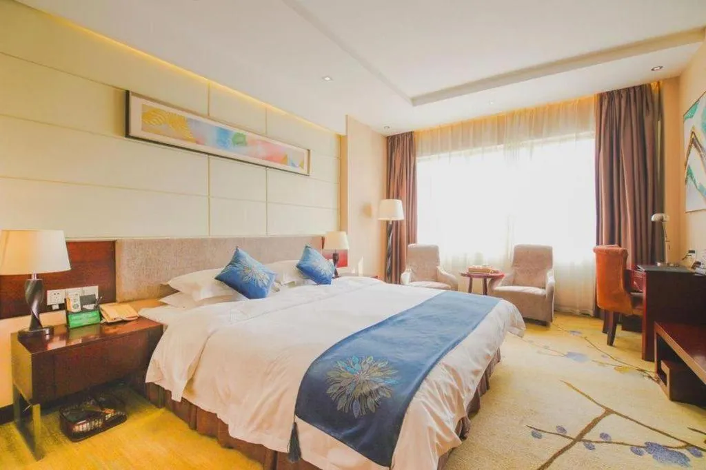 Bed in Fortune Hotel Longyan