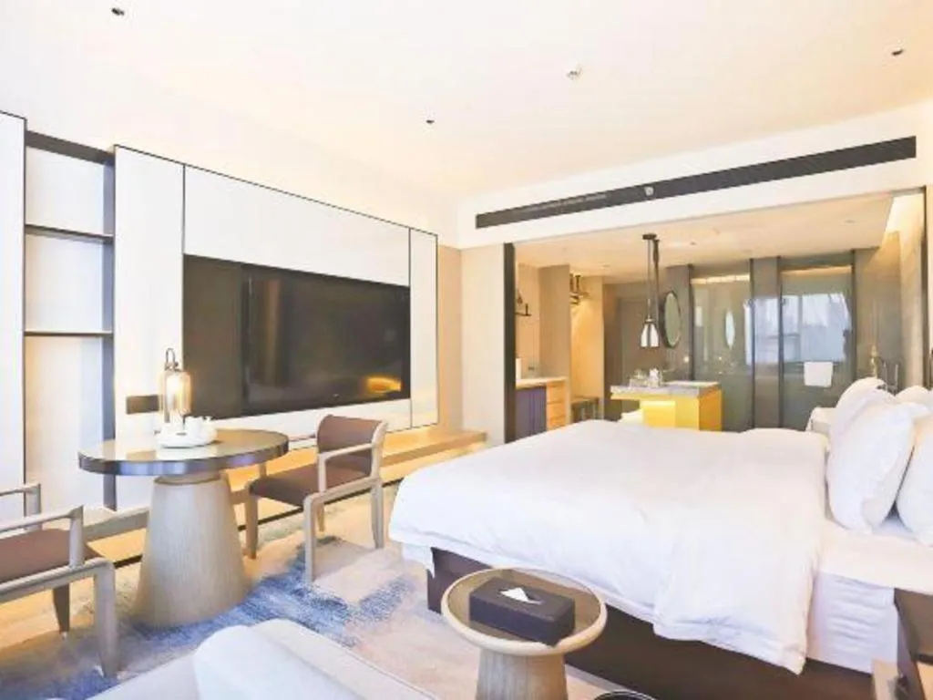 Bed in Fortune Hotel Longyan