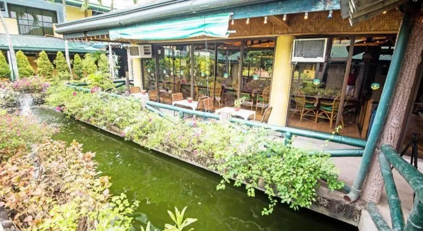 Family Country Hotel and Convention Centre