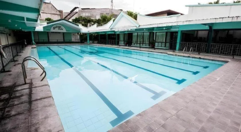 Family Country Hotel and Convention Centre