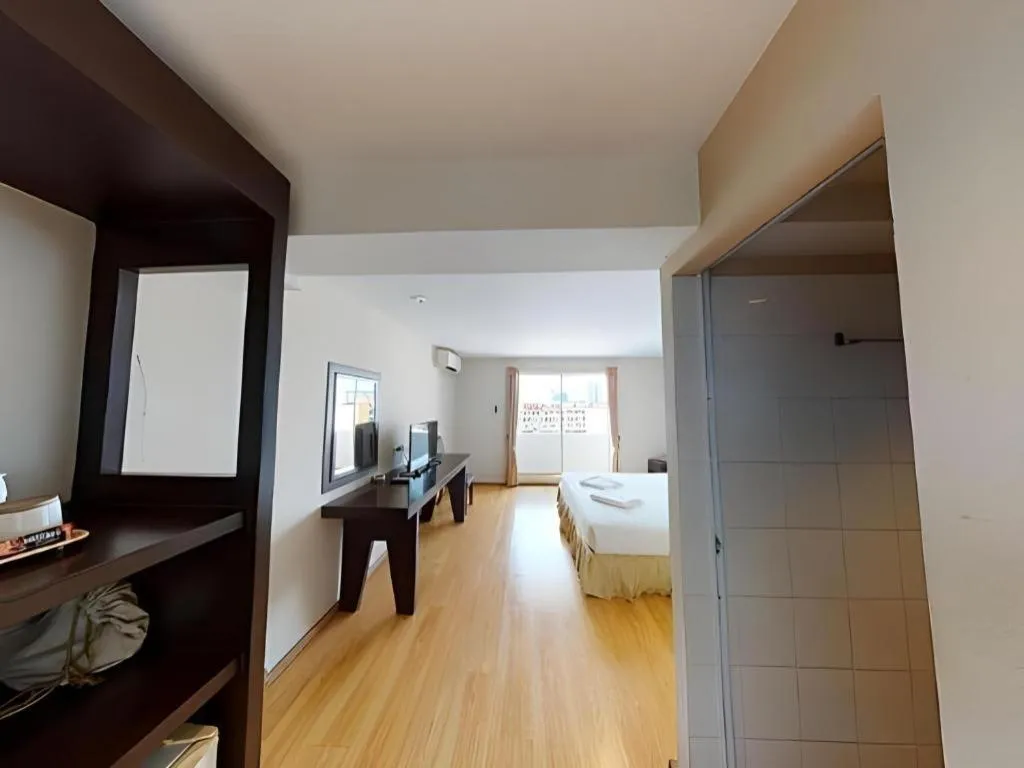 Bed in Laemchabang City Hotel