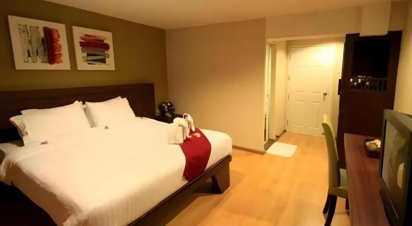 Bed in Laemchabang City Hotel