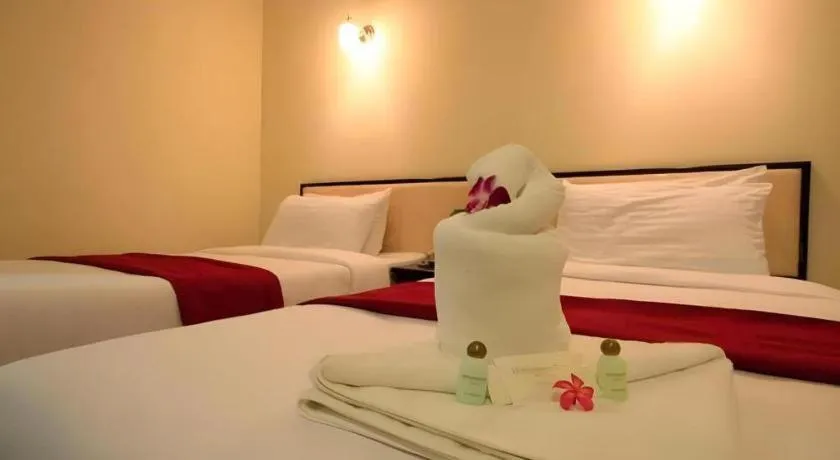 Bed in Laemchabang City Hotel