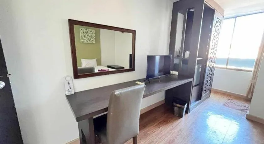 Laemchabang City Hotel