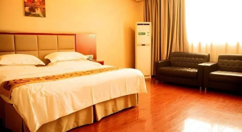 Bed in GreenTree Inn Bozhou Weiwu Road Hotel