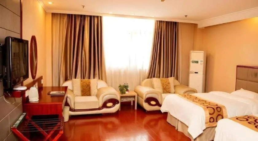 Bed in GreenTree Inn Bozhou Weiwu Road Hotel