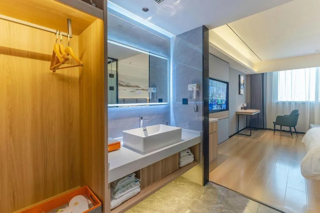 Bed in GreenTree Inn Bozhou Weiwu Road Hotel