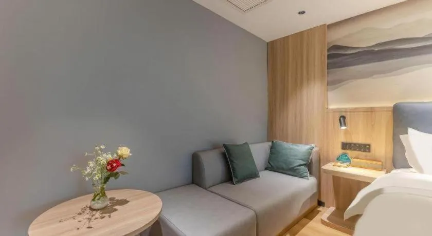 Bed in GreenTree Inn Bozhou Weiwu Road Hotel