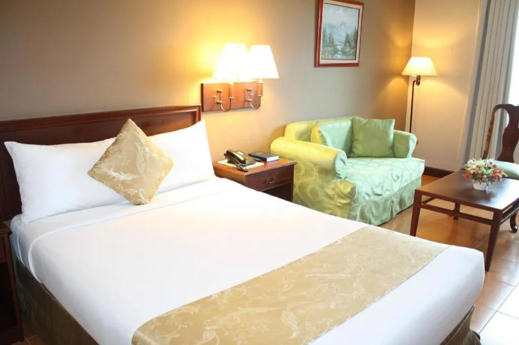 Bed in East Asia Royale Hotel