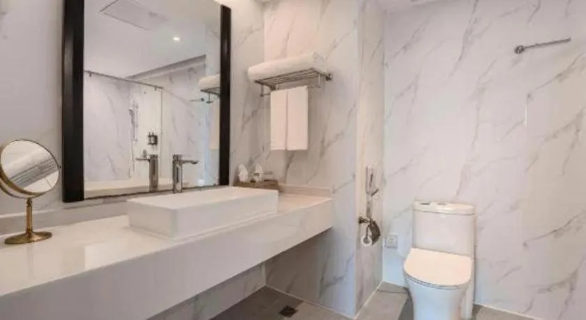 Exchange Bank Hotel Hainan