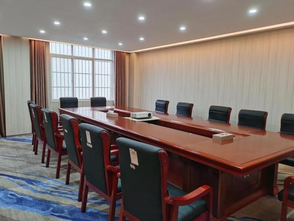 Exchange Bank Hotel Hainan