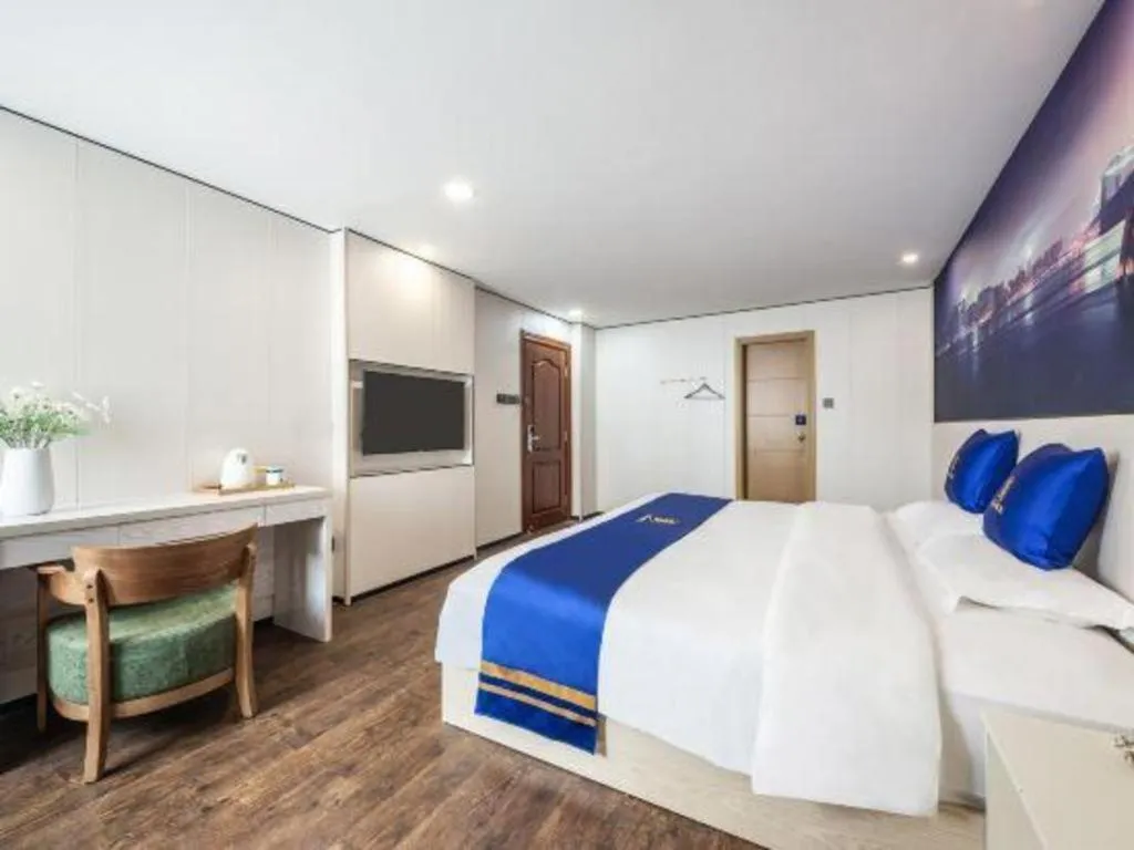 Bed in Super 8 Hotel Xiamen Railway Station