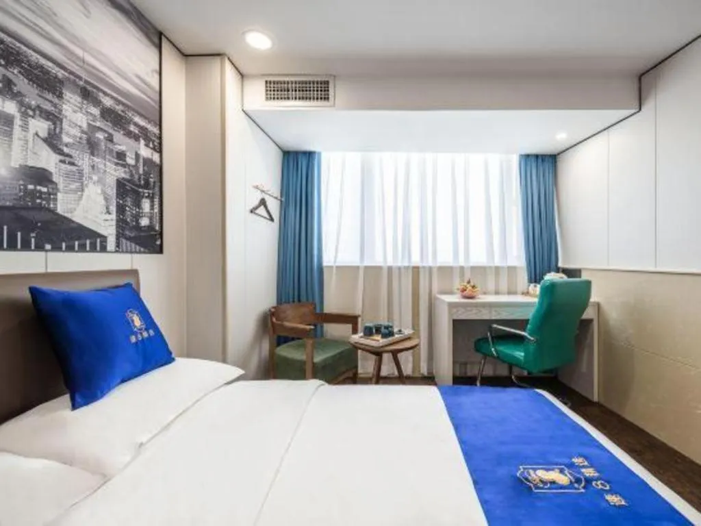 Bed in Super 8 Hotel Xiamen Railway Station